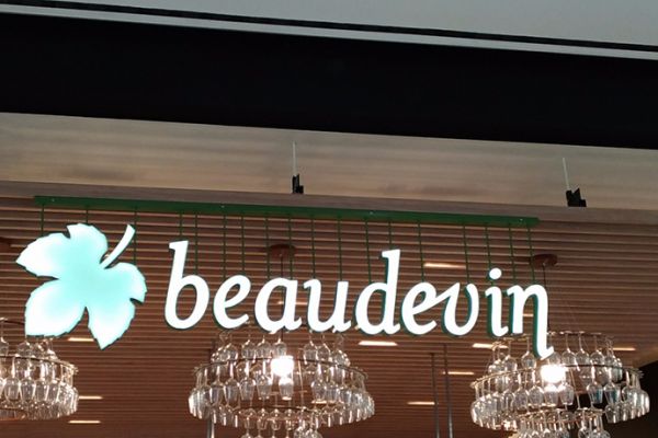 beaudevin017b4a9cfb-66f8-0961-d758-23f6fd70626f9BE6A2AA-83BF-AF0E-4D87-54C6E6599BD8.jpg