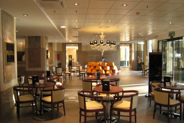 barmottaautogrill928e0776-5ff5-fc34-1dc7-472f011cacf17F367E88-125F-21FA-C488-06D9628D81EF.jpg